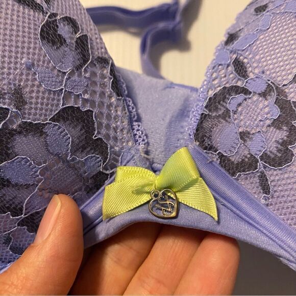 Victoria's Secret Body by Victoria Sexy blue lac Padded Push Up Bra Size 36D - Picture 3 of 5